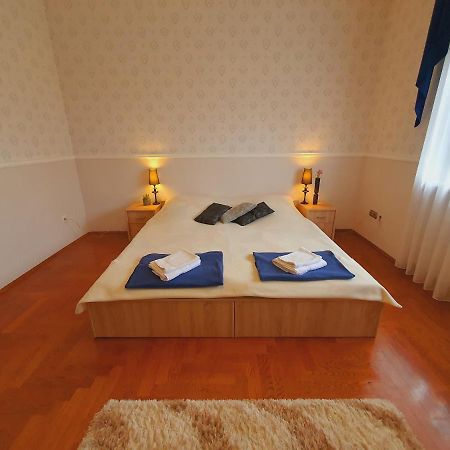 Adel Apartman Miskolc Exterior photo