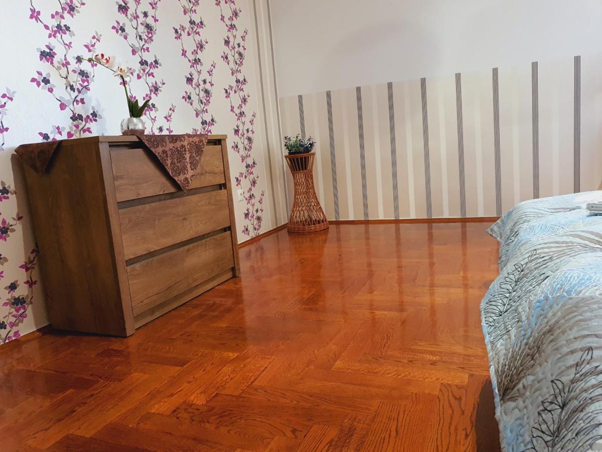 Adel Apartman Miskolc Exterior photo